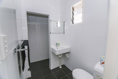 Ryan's Rest Boutique Accommodation - LBG 3