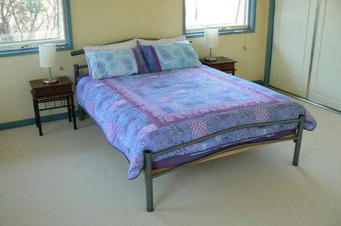 Sandy Point Beach Escape 1 Bedroom Apartment - LBG 2
