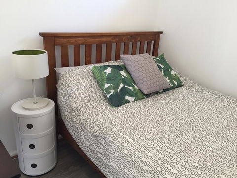 Self Contained Cabin - LBG 1