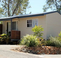 Silver Wattle Cabins - LBG