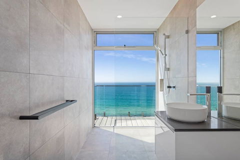 Southpoint -Brand New Home, Oceanfront Views - LBG 1