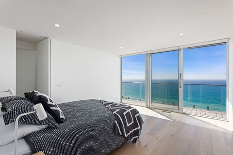 Southpoint -Brand New Home, Oceanfront Views - LBG 3