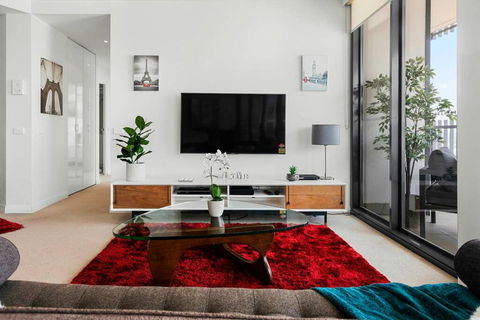Spacious Luxury 3Br Top Location , WiFi, Gym, Pool - LBG 0