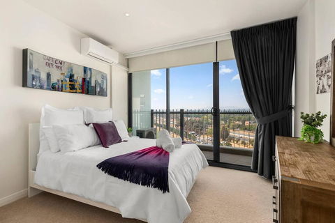 Spacious Luxury 3Br Top Location , WiFi, Gym, Pool - LBG 3