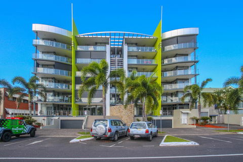 Stunning Ground Floor City Apartment. - LBG 1