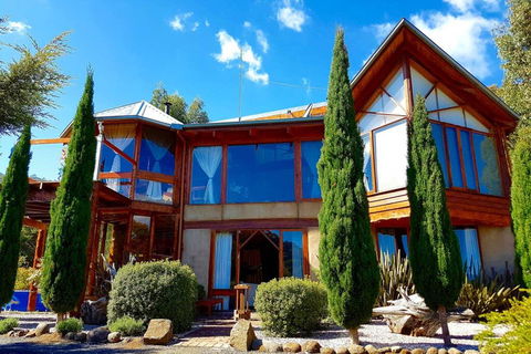 STUNNING HOME WITH AMAZING VIEWS - Just 20 Mins To The City And Only 10 To MONA! - LBG 3