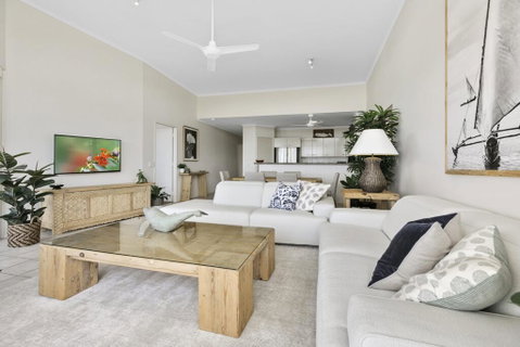 Sunshine Beach Penthouse With Beach Views - Unit 9/21 Park Crescent, Sunshine Beach - LBG 1