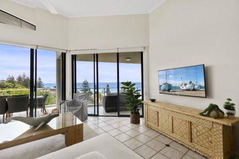 Sunshine Beach Penthouse With Beach Views - Unit 9/21 Park Crescent, Sunshine Beach - LBG 3