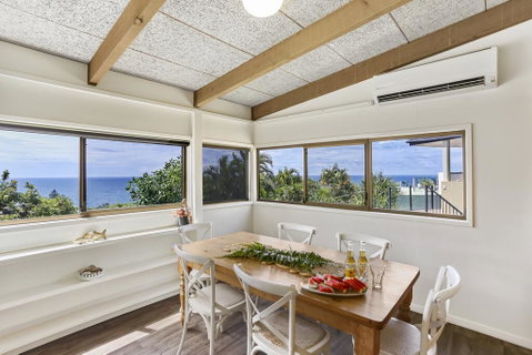 Sunshine Beach Shack - LBG 2