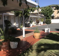 Surf Street Motel - LBG