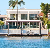 Surfers Paradise Escape - Waterfront House - LBG