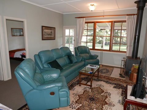 Sutton Forest Cottage - LBG 2