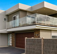 Swan Bay Views - LBG