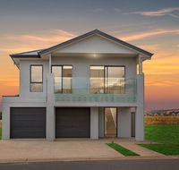 Tee Two on Troon - 21/30 Troon Drive - LBG