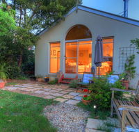The Avenue at Montville Luxury Cottage - LBG