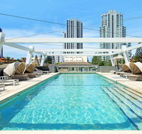 The Beach Broadbeach Private 2 Bedroom Apartment - LBG