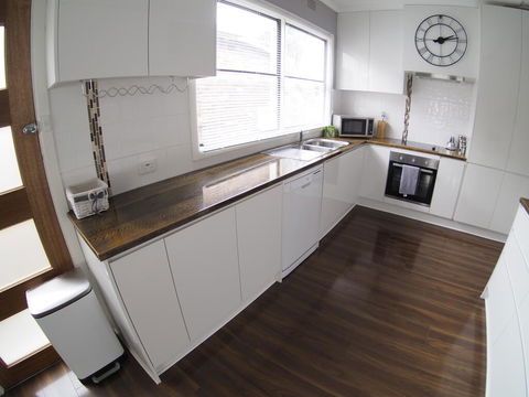 The Beardman Armidale - LBG 3