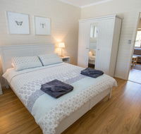 The Blue Door Villa - LBG