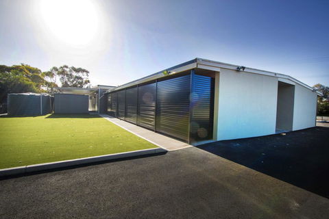 The Bunkhouse - LBG 0