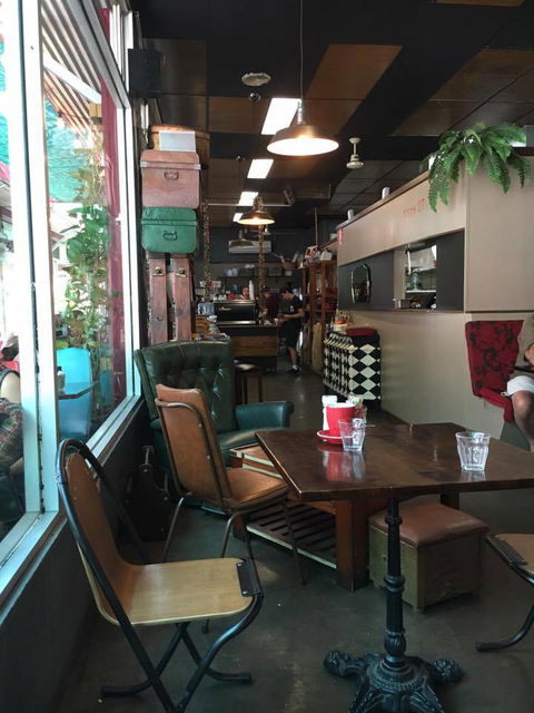 Page 27 Cafe - LBG 1