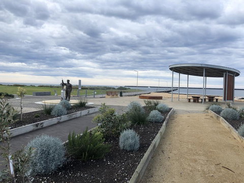 The Customs House B & B - LBG 1