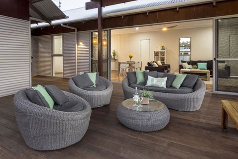 The Deck - LBG 0