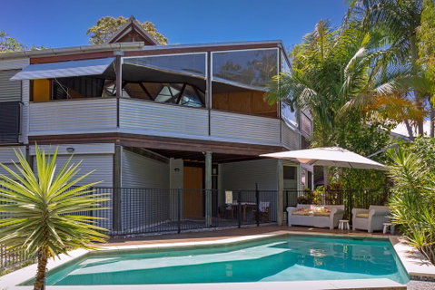 The Dome House - LBG 1