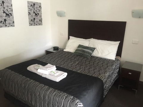 The Esplanade Motel - LBG 0