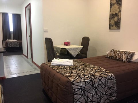 The Esplanade Motel - LBG 3