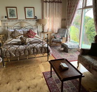 The Goat and Goose Bed  Breakfast - LBG