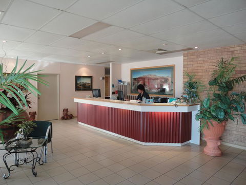 The Lodge Motel - LBG 1