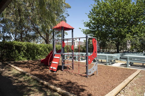 The Oaks Hotel - LBG 2