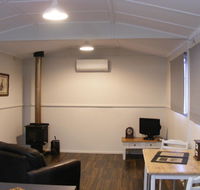 The Old School House BnB - LBG