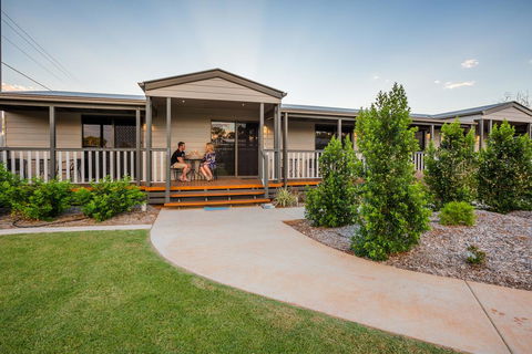 The Rocks Motel - LBG 0