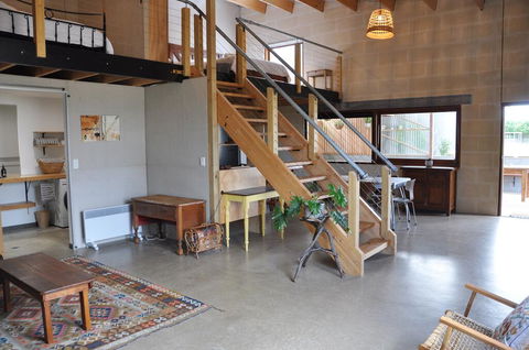 The Shouse - Durrants Lookout - LBG 0