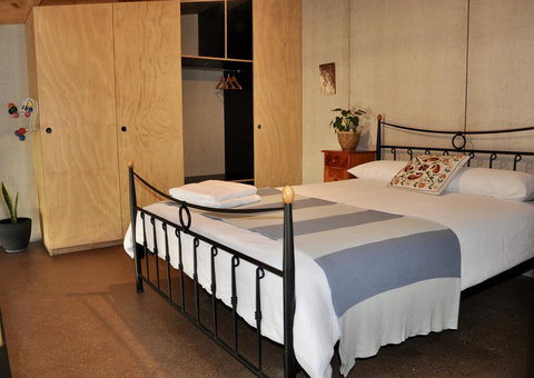 The Shouse - Durrants Lookout - LBG 1