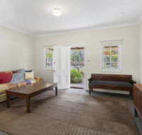THE TEACHERS COTTAGE - LBG
