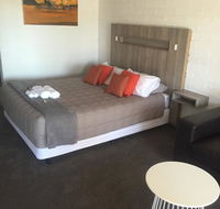 Thomas Lodge Motel - LBG