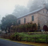 Tizzana Winery Bed and Breakfast - LBG