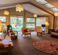 Tomah Retreat - Relax  Heal at UNWIND - LBG