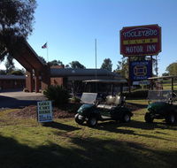 Tooleybuc Club Motor Inn - LBG