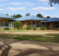 Tooleybuc River Retreat Villas - LBG