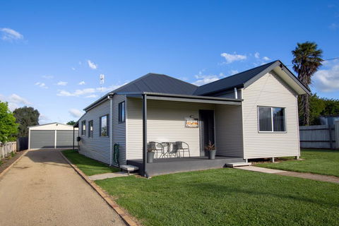 Topaz Cottage - LBG 0
