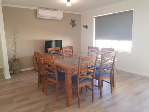 Towncrackers Guest House - LBG 2
