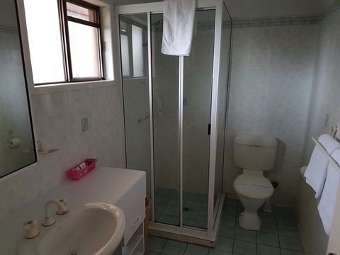 Townview Motel - LBG 1