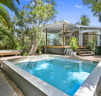 Tranquil tropical Sunshine Beach - LBG