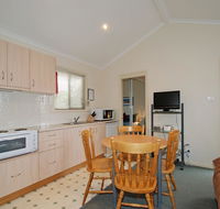 Triabunna Cabin  Caravan Park - LBG