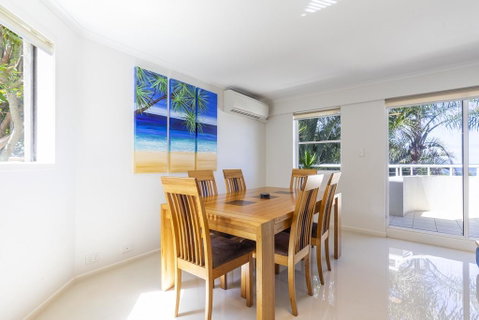 Tropical & Modern With Rooftop Terrace - LBG 2