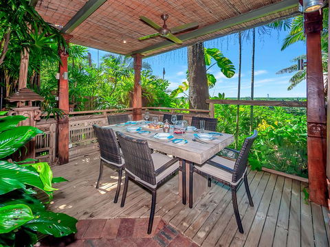Unique, Tropical Rainforest Getaway - LBG 1