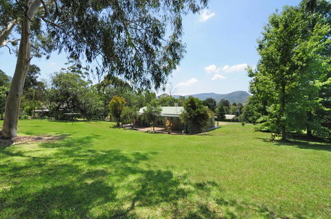 Valley Haven - 3 Bedrooms Close To The Village! - LBG 0